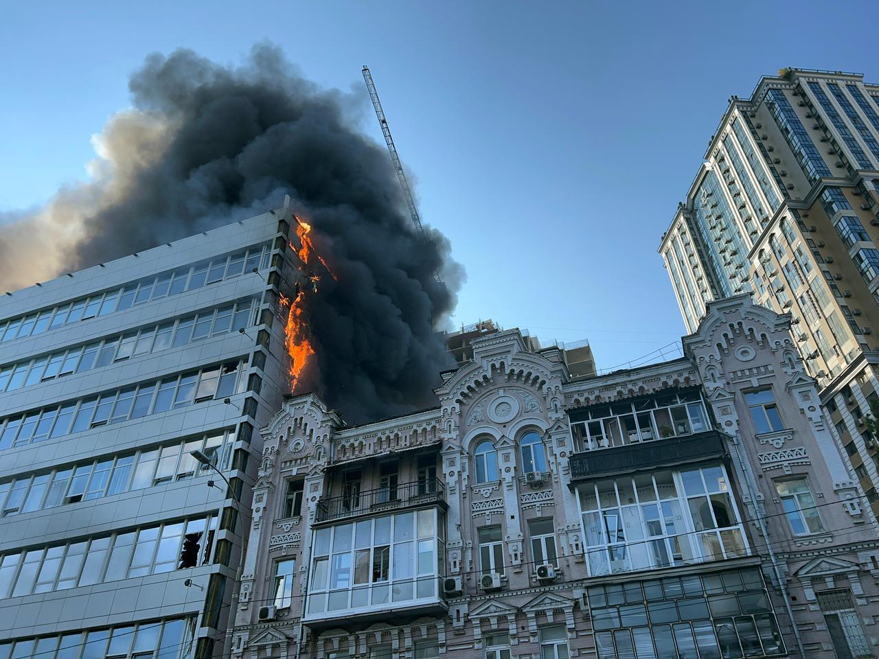 This photograph shows a fire burning at the Dobrobut medical center following a Russian aerial attack on Kyiv on 28 September 2026. (AFP Photo)