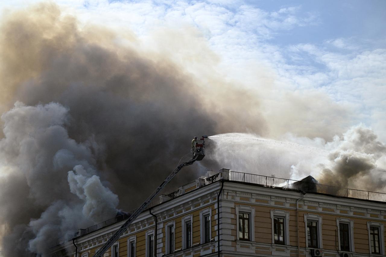 'There are no rules now': Zelenskyy claims Putin ordered military to drop limits on strikes