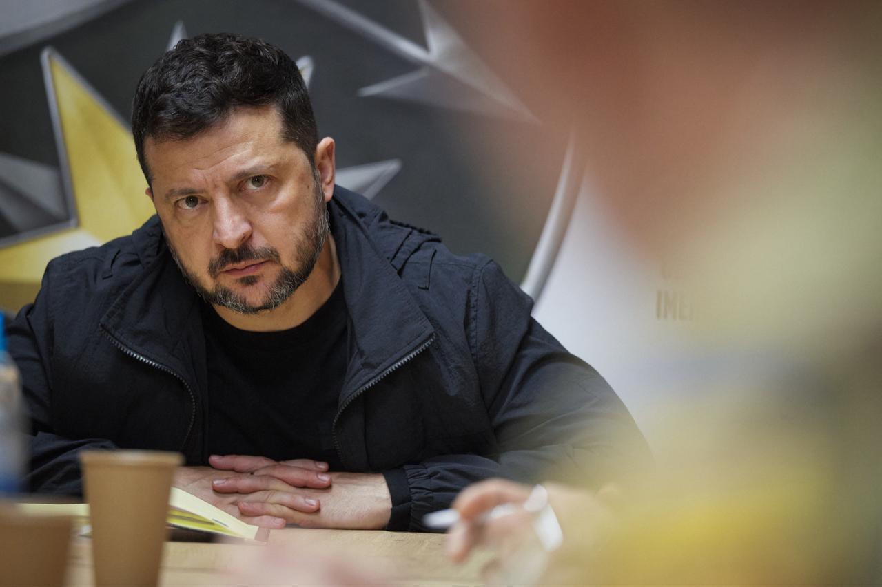 Ukraine's President Volodymyr Zelenskyy attends a meeting with Ukrainian servicemen at an undisclosed frontline location near Lyman, on Sept. 30, 2026. (AFP Photo/Handout/Ukrainian Presidential Press Service)