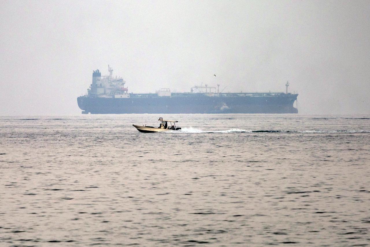 Iran threatens to cut 7 internet cables under Strait of Hormuz if attacked