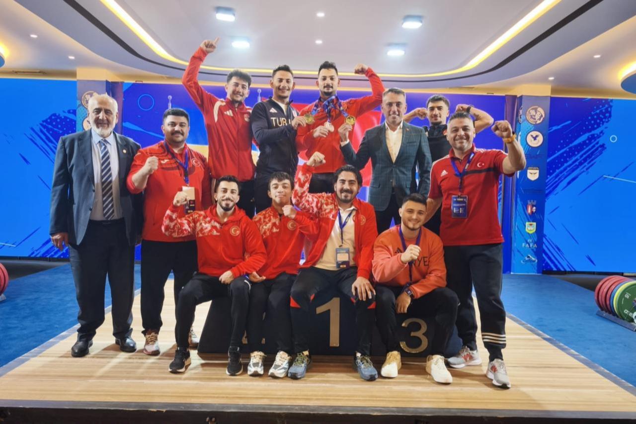 Türkiye finishes European Weightlifting Championships with 40 medals, 20 golds