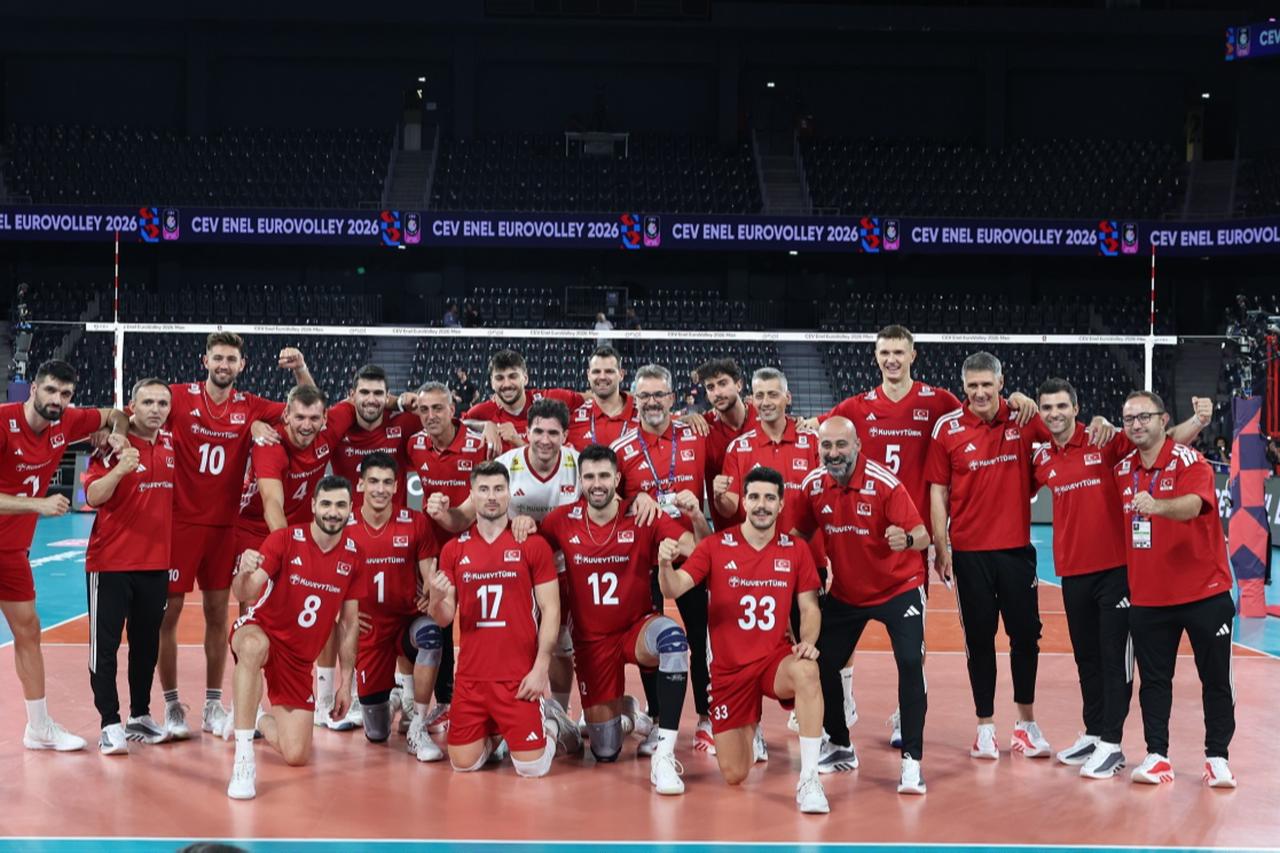 Türkiye men’s volleyball team secures spot at 2027 World Cup
