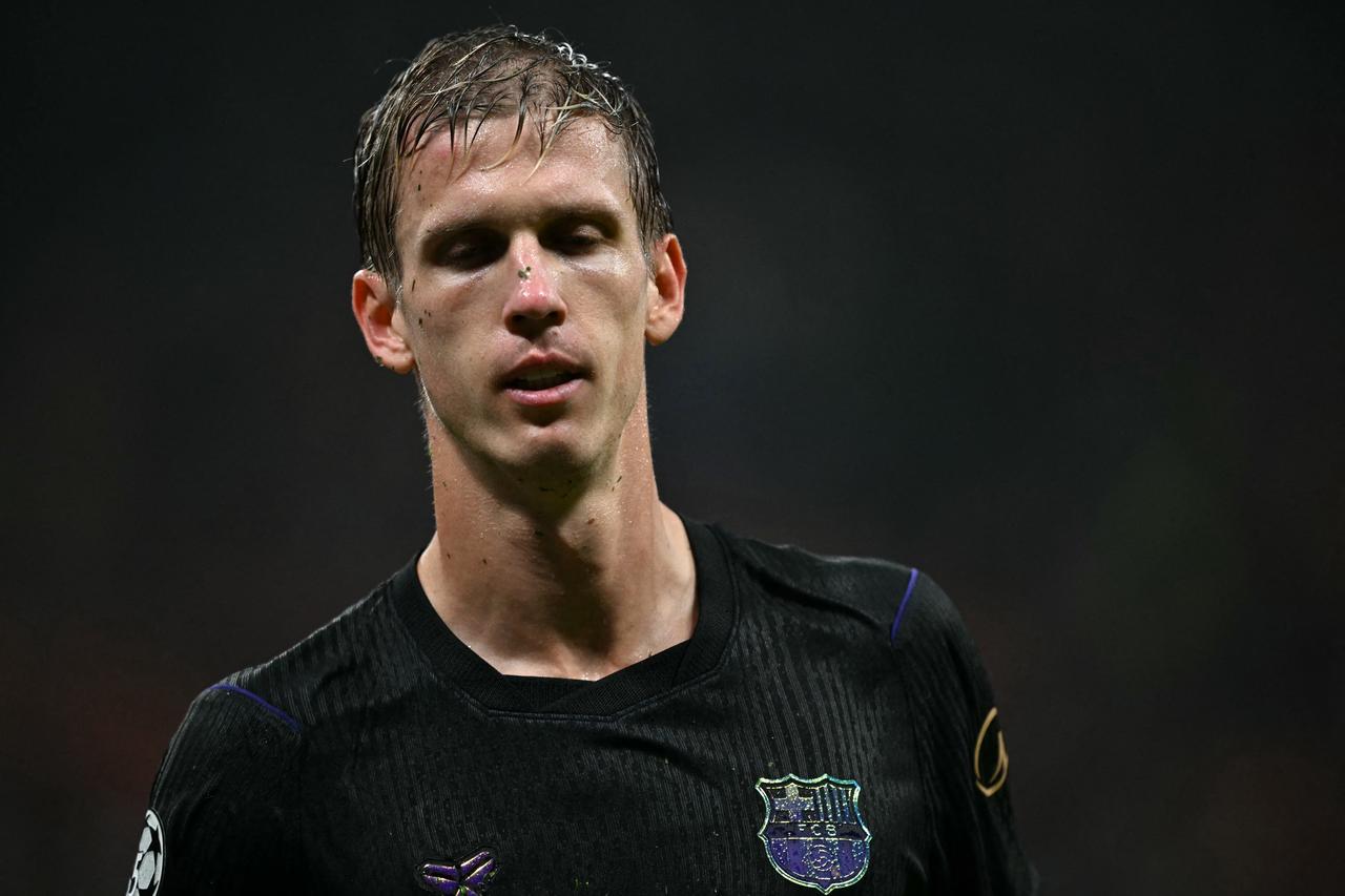 Barcelona's Spanish forward #20 Dani Olmo reacts during the UEFA Champions League, league phase matchday 2, football match between Galatasaray and Barcelona at the Ali Sami Yen Sports Complex in Istanbul on October 13, 2026. (AFP Photo)