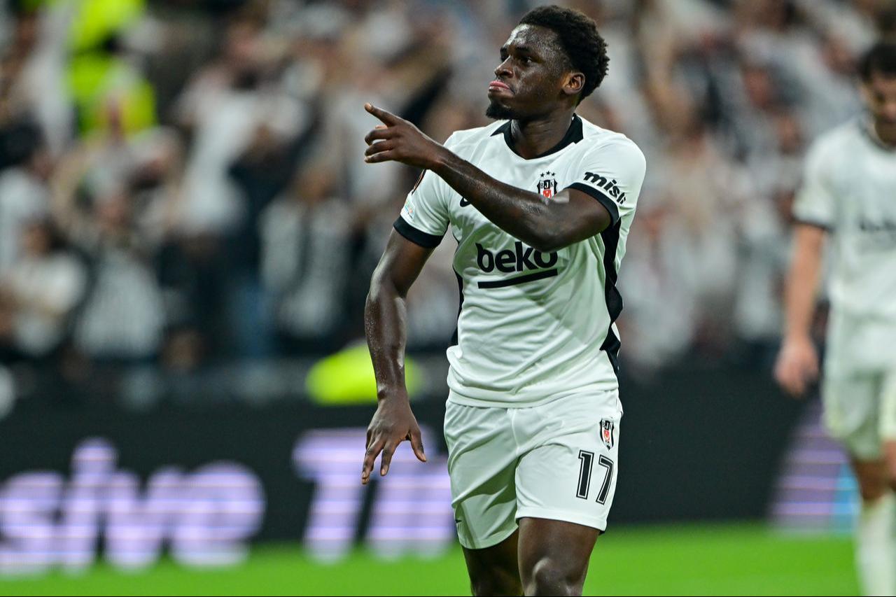 Besiktas' Ernest Poku (17) celebrates after scoring a goal during the UEFA Europa League Week 1 match between Besiktas and Olympique Marseille at Tupras Stadium in Istanbul, Türkiye, on September 17, 2026. (AA Photo)