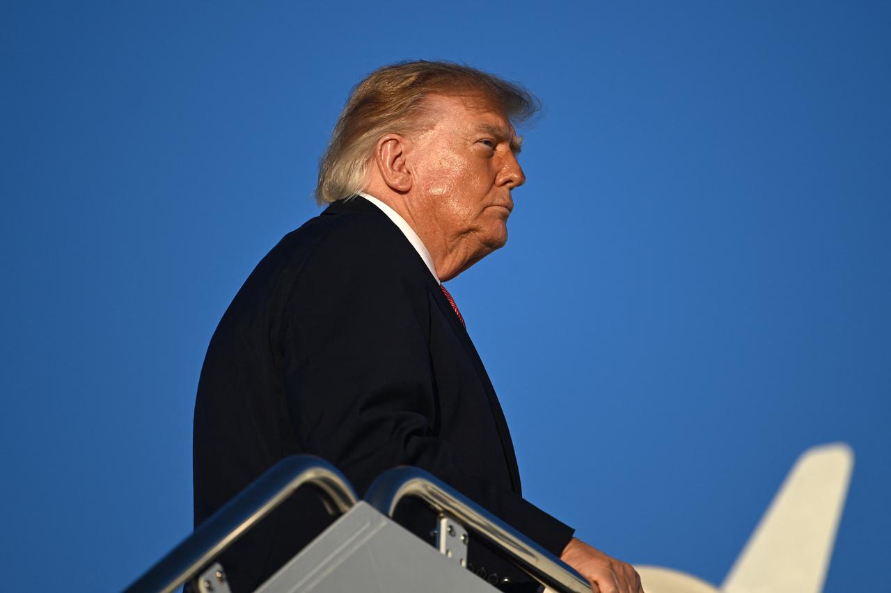 US visa crackdown hits 300,000 as Trump widens foreigner screening rules