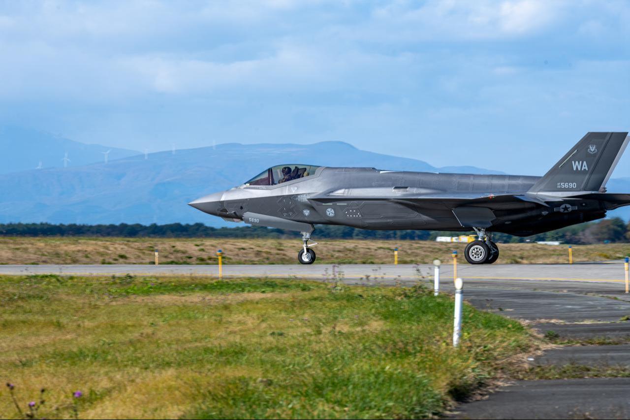 A U.S. Air Force F-35A Lightning II taxis towards the runway in support of Beverly Sunrise 27-01 at Misawa Air Base, Japan, Oct. 22, 2026. (Photo via U.S. Air Force)