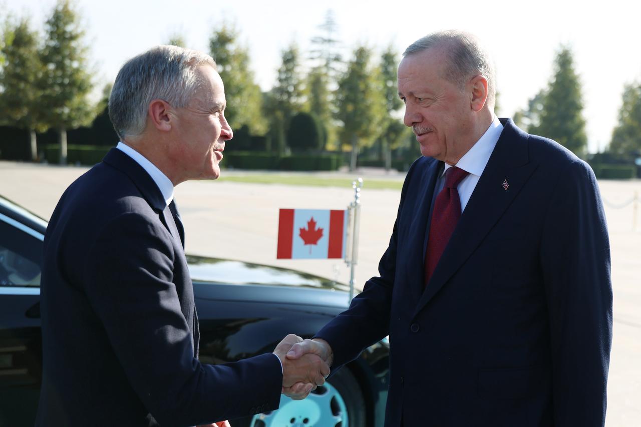 Türkiye and Canada to open free trade talks before year-end, Erdogan says