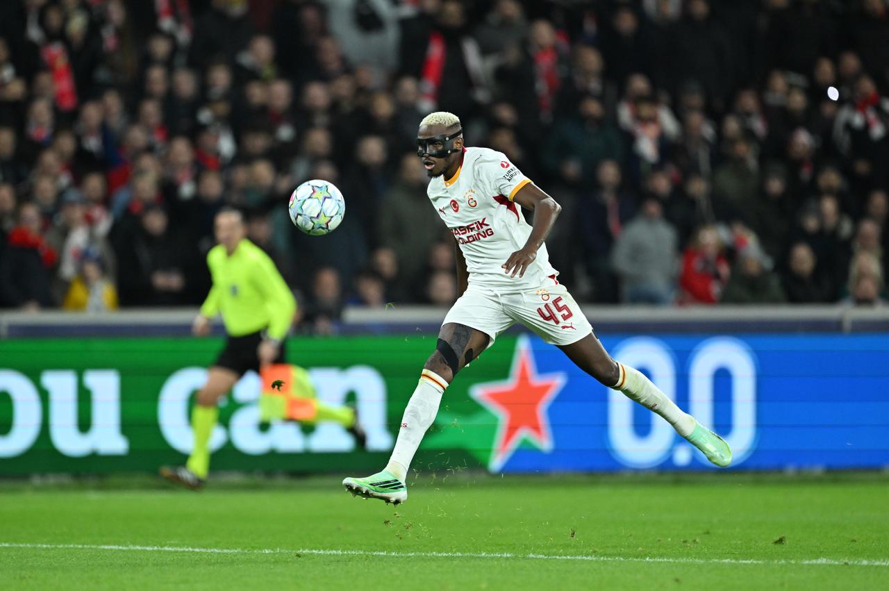 Victor Osimhen of Galatasaray in action during UEFA Champions League match between Lille and Galatasaray at Stade Pierre-Mauroy (Pierre Mauroy Stadium) in Lille, France on October 21, 2026. (AA Photo)