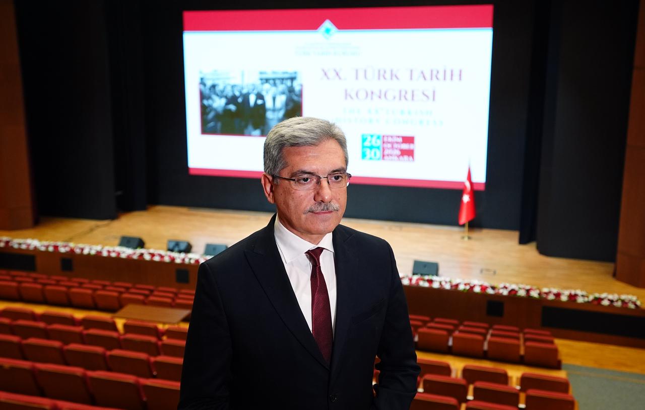 A Turkish academic official poses for a photograph at the 20th Turkish History Congress in Türkiye, Oct. 23, 2026. (AA Photo)