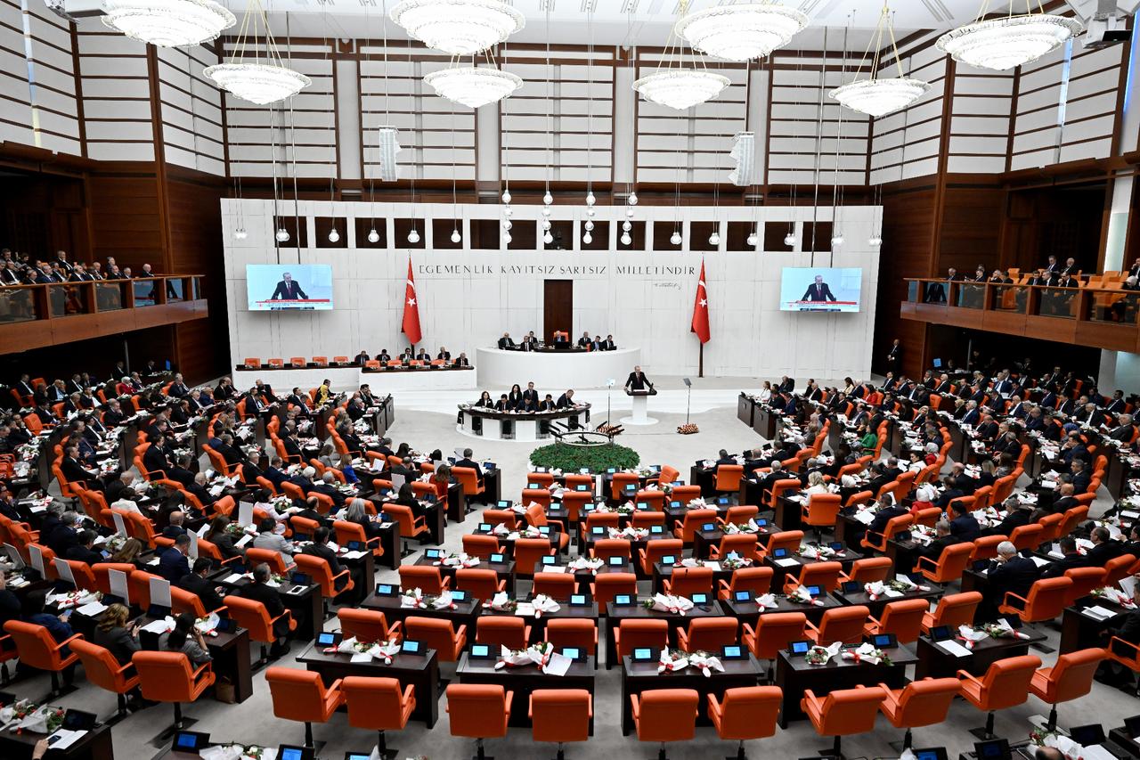 Turkish parliament panel to review Mecca defense pact on Oct. 27