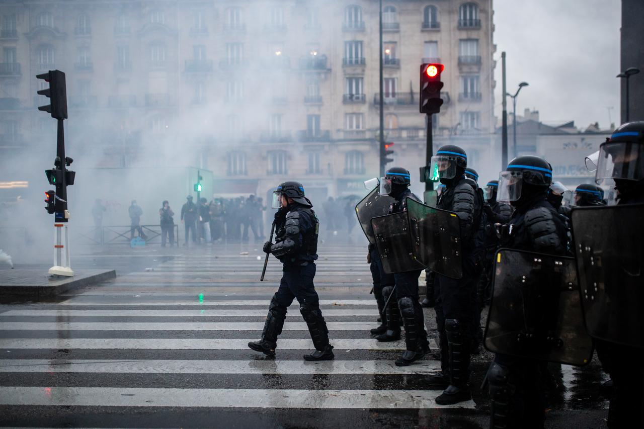 France protests turn violent after dark as police arrest nearly 1,000