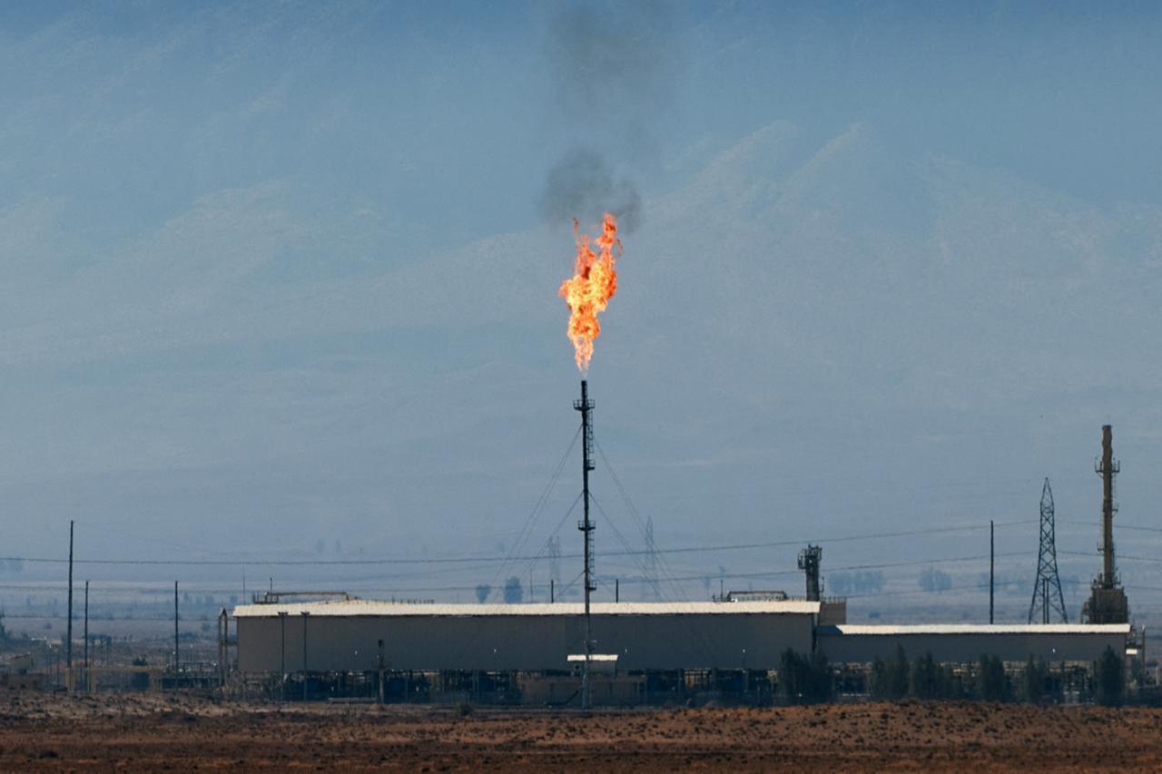 Iran’s parliament speaker urges 10% cut in gas use as winter nears