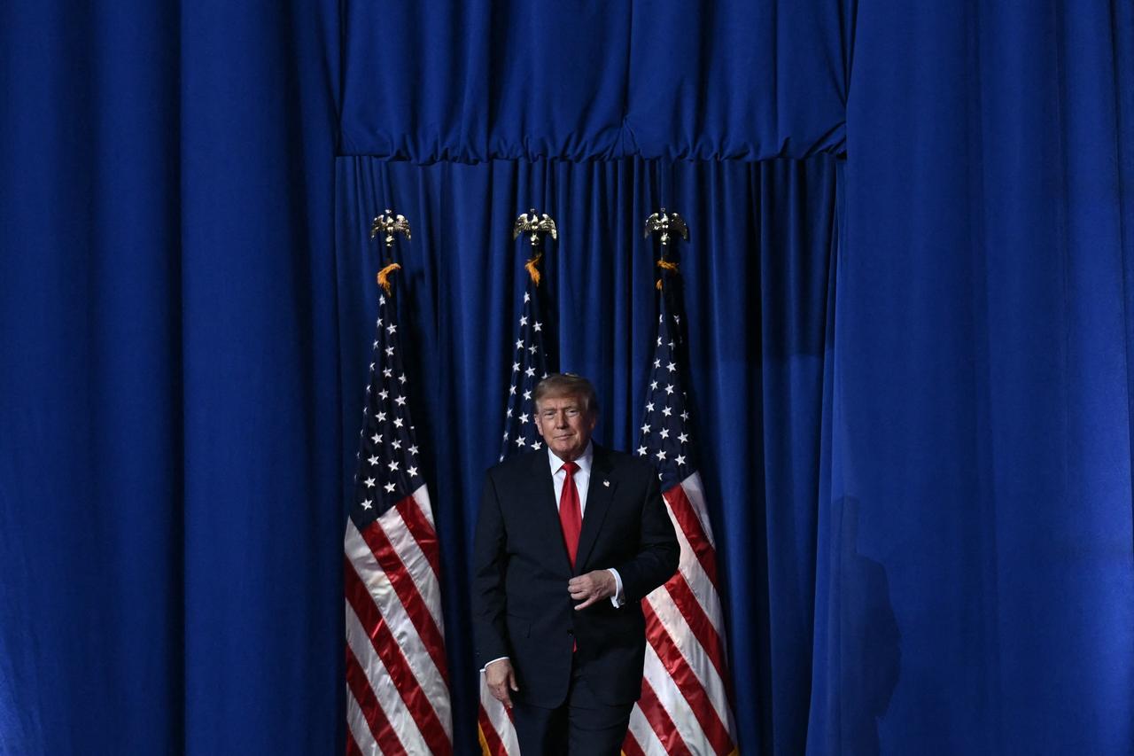 Trump keeps Iran strike option open while floating deal
