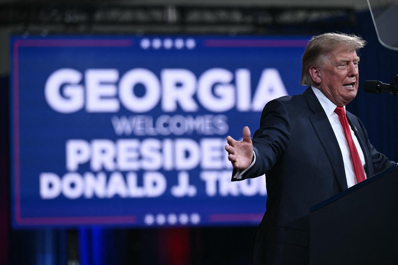 US President Donald Trump speaks at a midterm election campaign rally at Guardian Centers of Georgia in Perry, Georgia on October 24, 2026. (AFP Photo)