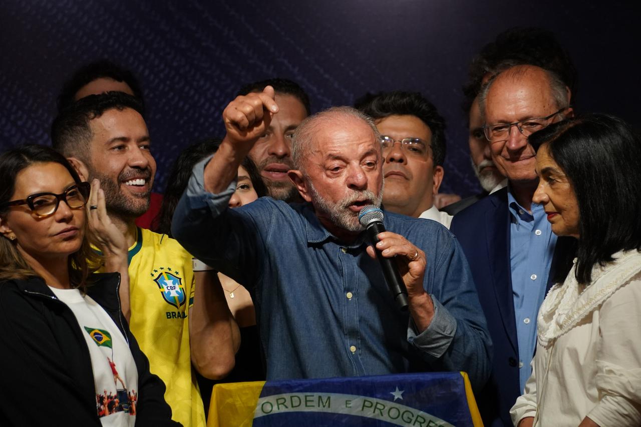 Lula wins 4th term as Bolsonaro rejects defeat in historic Brazil election