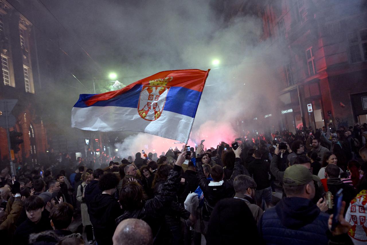 Supporters of the Students’ List gather to celebrate their victory in the Serbian parliamentary elections, in downtown Belgrade on October 25, 2026. (AFP Photo)