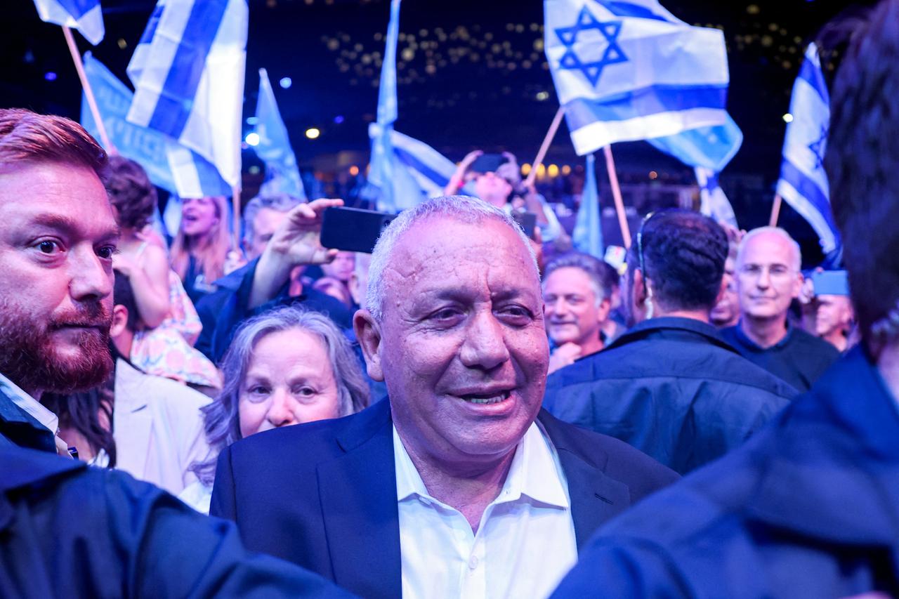 Gadi Eisenkot, Israel's former military chief of staff and leader of the Yashar party, arrives for the party's final campaign rally before the legislative election, in Tel Aviv on October 25, 2026. (AFP photo)