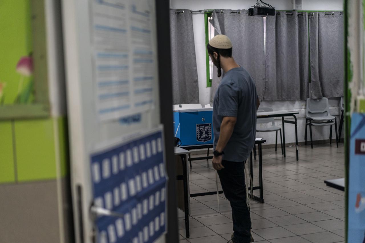 Voters cast their ballots at Al-Aqwas School as voting began in Israel’s parliamentary elections in the northern city of Umm al-Fahm, Israel, on October 27, 2026. (AA Photo)