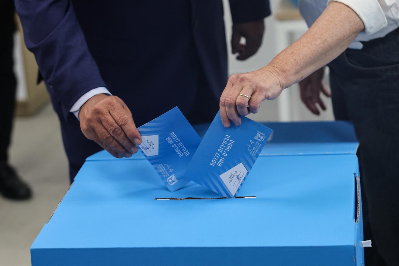 Israeli turnout hits highest level since at least 1973 as polls near close Image