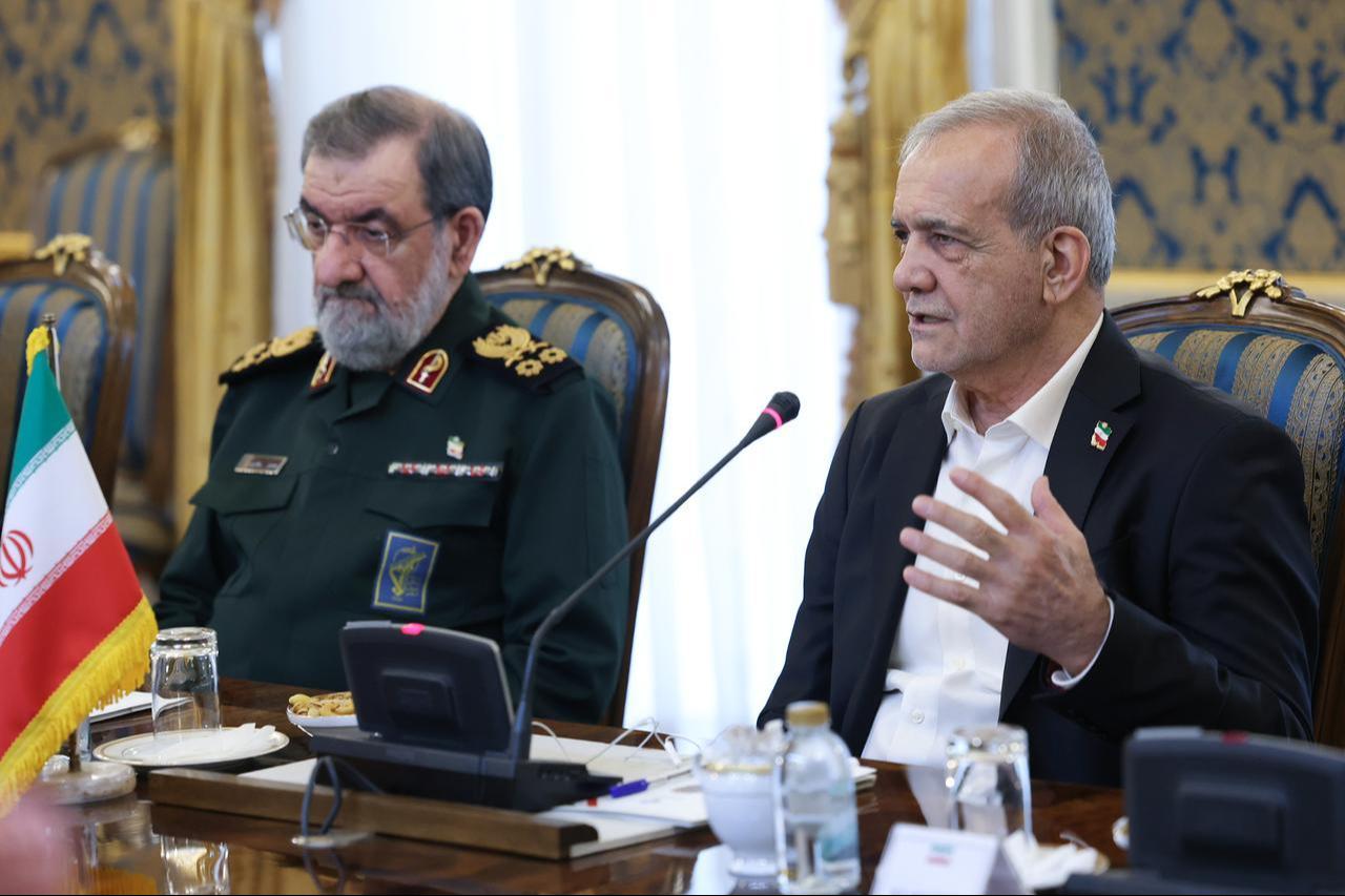 Delegations from Türkiye, Saudi Arabia, Pakistan, and Iran attend a quadripartite meeting in Tehran, Iran, on Oct. 26, 2026, hosted by Mohsen Rezaee, Secretary-General of Iran's Supreme National Security Council. (Iranian Leader Press Office/Handout)