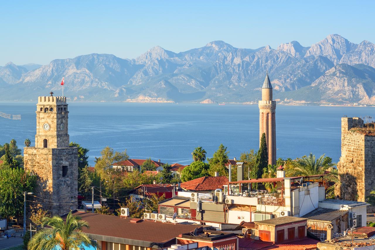 Antalya welcomes more than 15M foreign tourists so far this year