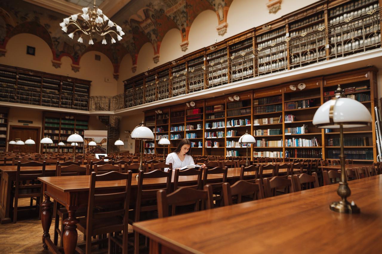Türkiye’s 2027 plan calls for 10 new libraries, digitizing 20,000 manuscripts