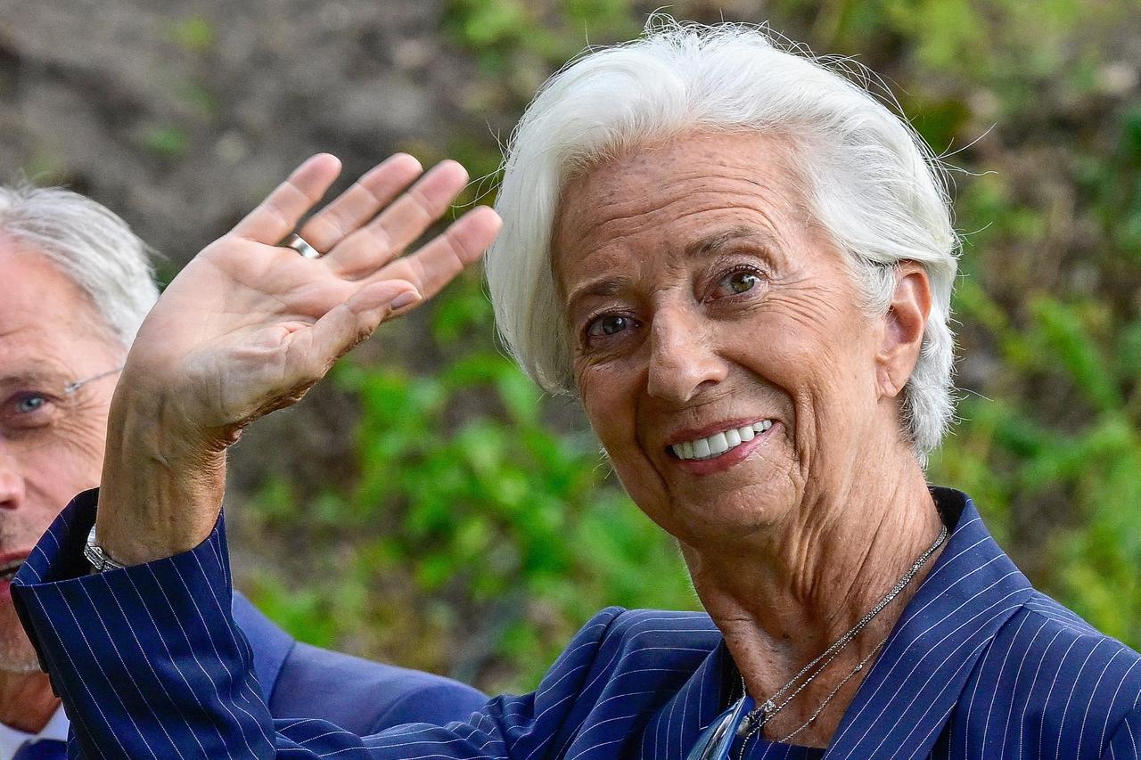 ECB chief Lagarde to step down early, triggering leadership race