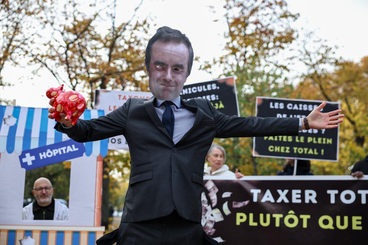 France bans Halloween 'revolution' gatherings ahead of nationwide protests