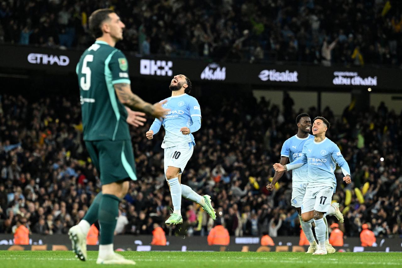 Manchester City, Liverpool reach Carabao Cup quarterfinals after penalty shootouts