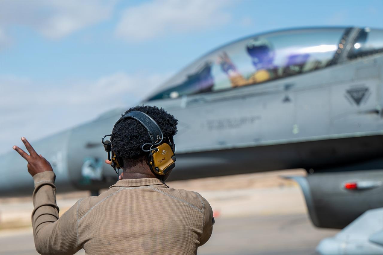 US tells Mideast allies to brace for post-midterm Iran strikes and Iranian retaliation
