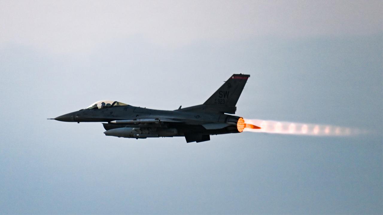 A U.S. Air Force F-16 Fighting Falcon aircraft takes off from a base in the U.S. Central Command area of responsibility on Oct. 6, 2026. (Photo via U.S. Air Force)