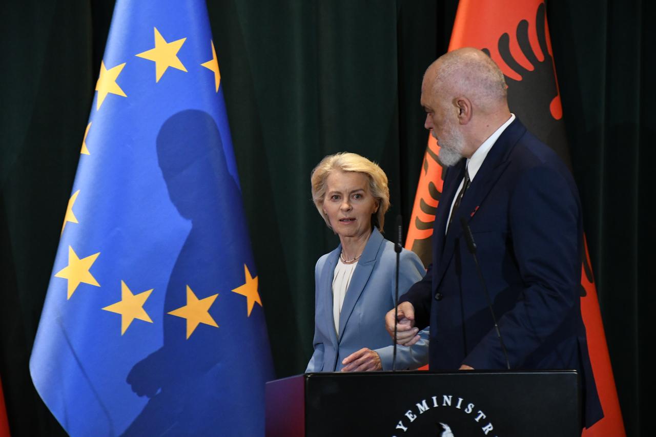 European Commission President Ursula von der Leyen (L) and Albanian Prime Minister Edi Rama (R) hold a joint press conference during von der Leyen's visit to Tirana as part of her Western Balkans tour in Tirana, Albania, on September 30, 2026. (AA Photo)