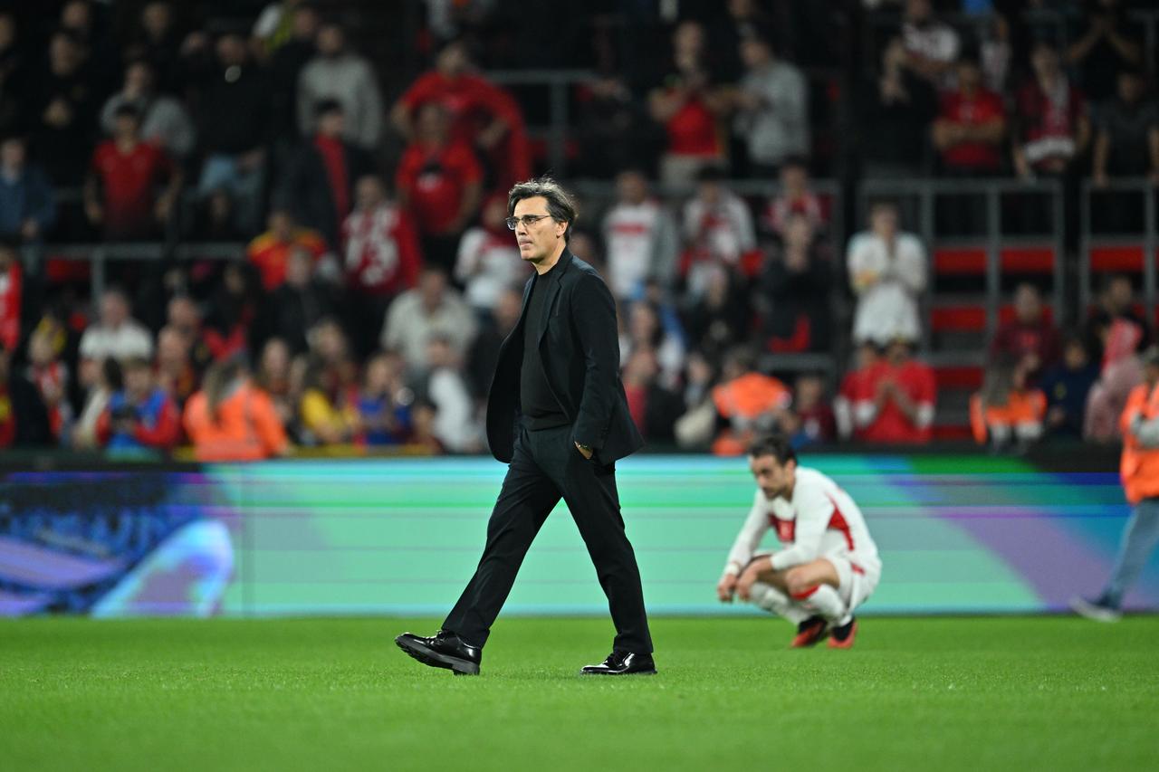 Montella dismisses resignation pressure after Türkiye's 3-0 defeat to Belgium