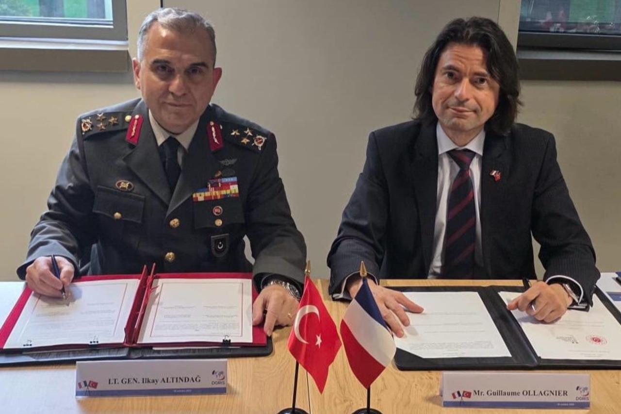 Türkiye, France sign defense roadmap to deepen strategic dialogue