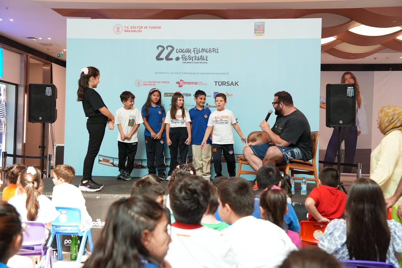 The 22nd TURSAK Children's Film Festival has opened in Gaziantep, Türkiye. (AA Photo)