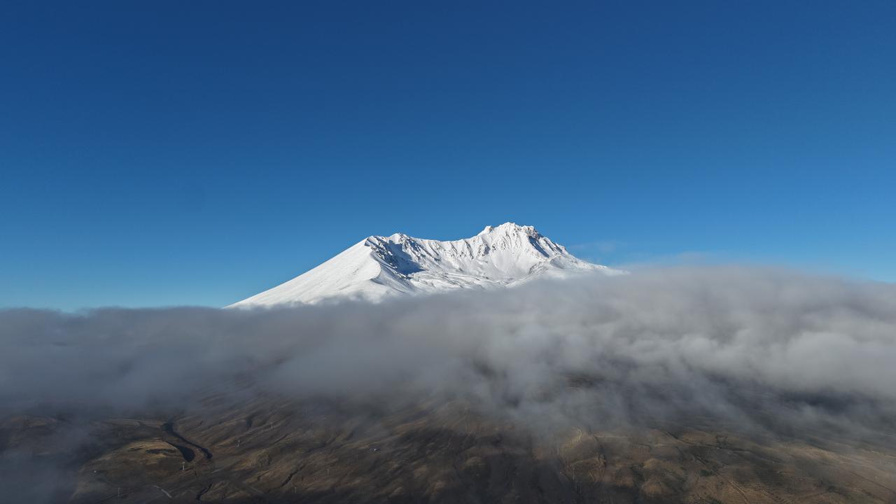 Mount Erciyes turns white as winter arrives early in Central Anatolia