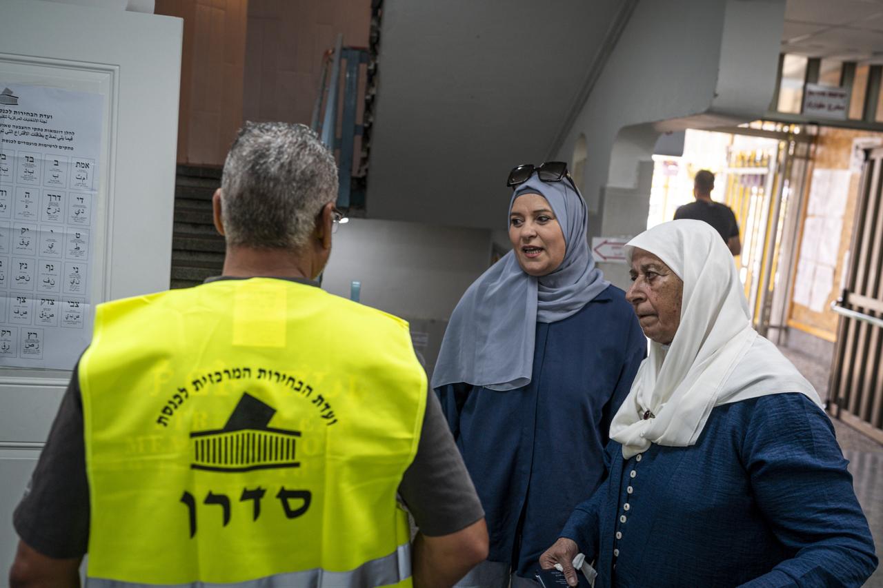 Mossad joins Shin Bet probe into possible election meddling by states beyond Qatar