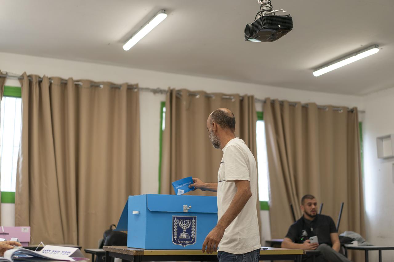 Voters cast their ballots at Al-Aqwas School in Israel's parliamentary elections in the northern city of Umm al-Fahm, Israel on October 27, 2026. (AA Photo)