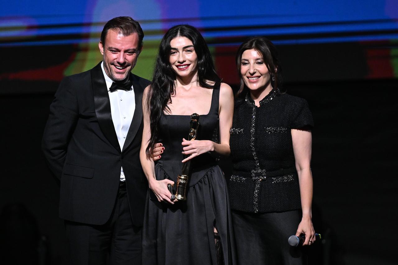 Adana Golden Boll festival names 'Alone Together' best film