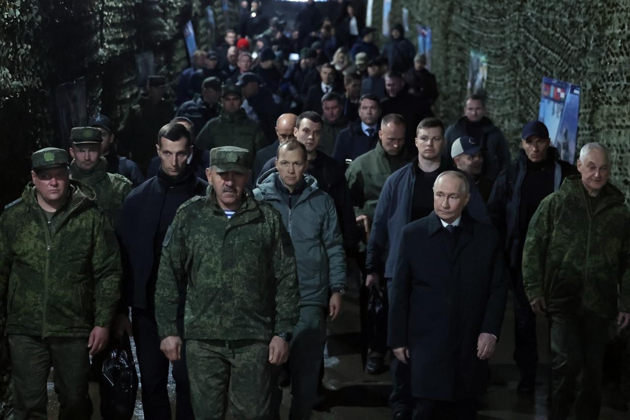 Kremlin says Russia would use full arsenal to defend Kaliningrad