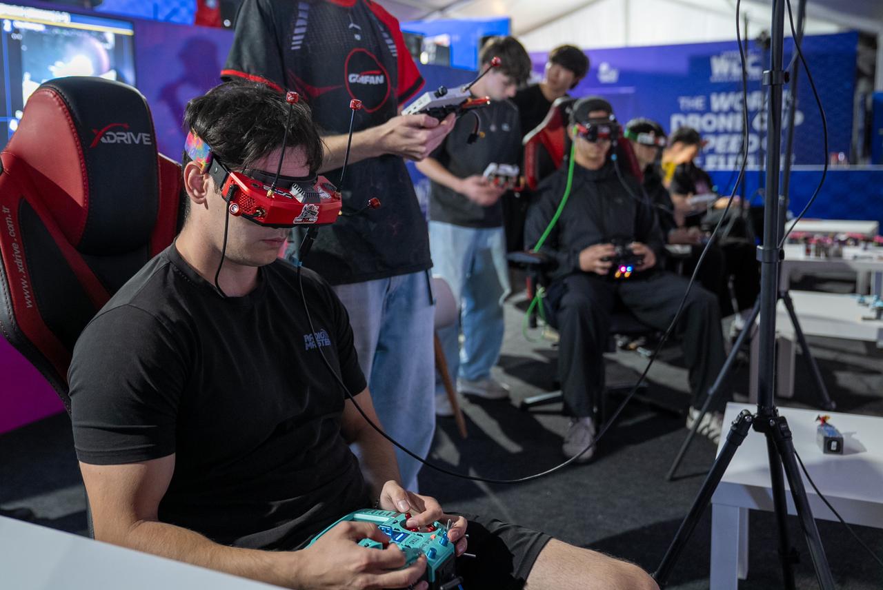 Drone pilots compete using FPV goggles and remote controllers during the World Drone Cup at TEKNOFEST Southeast in Sanliurfa, Türkiye, Oct. 3, 2026. (AA Photo)