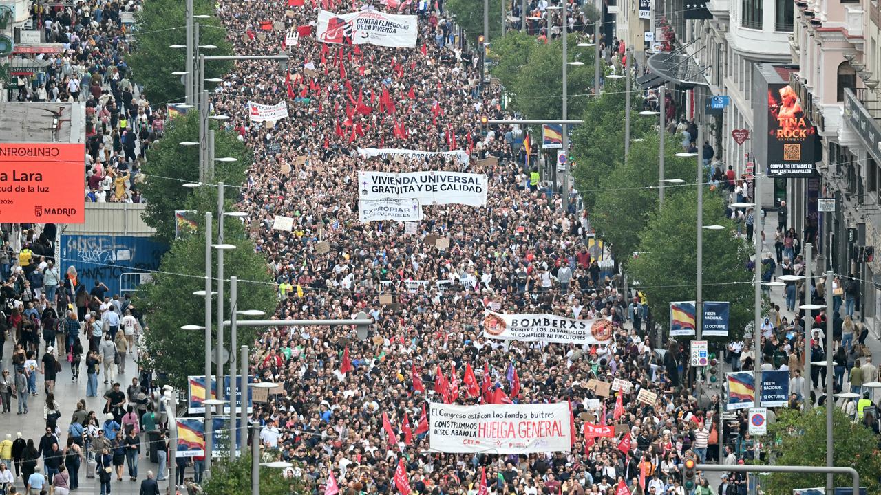 Spain housing protests swell after parliament rejects tenant relief