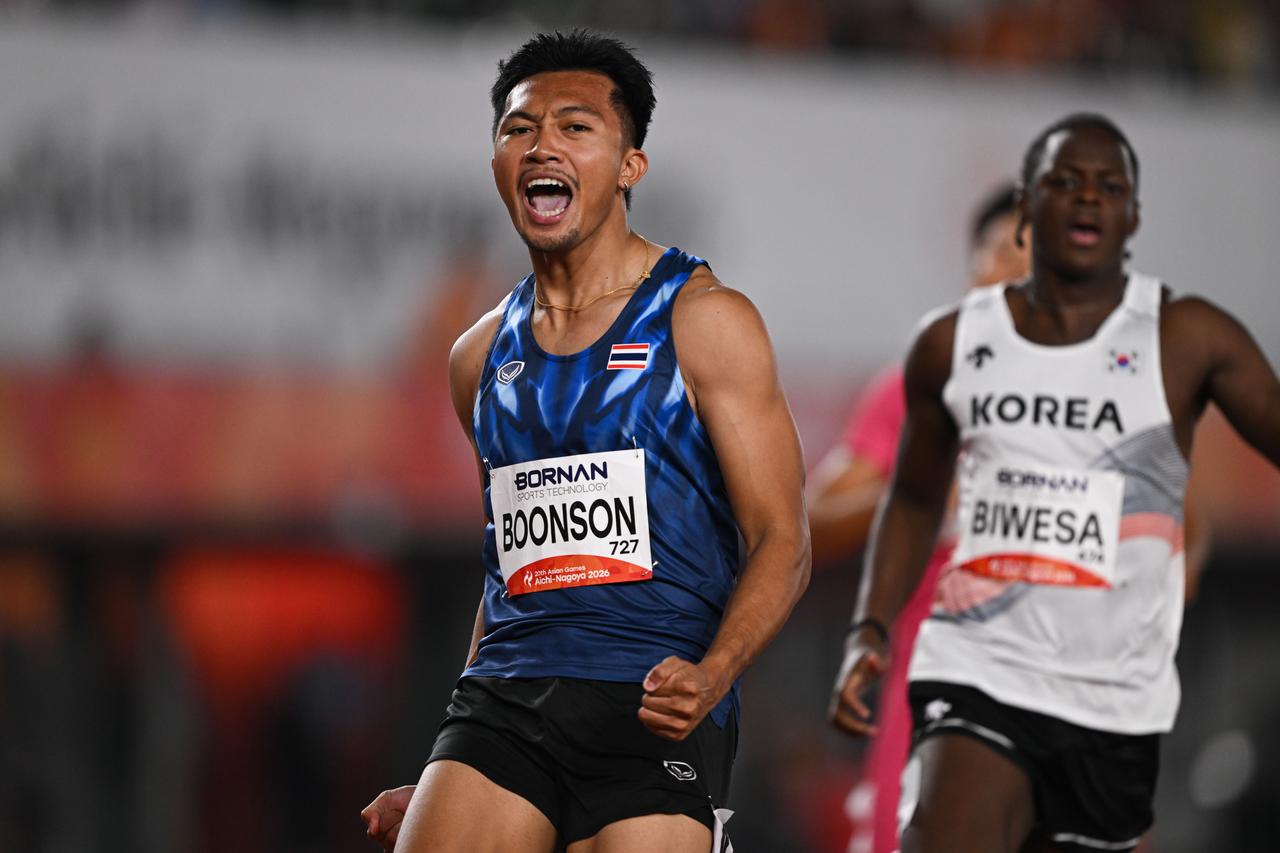 Thailand’s Puripol Boonson celebrates after winning the men’s 100-meter final at the 20th Asian Games at Nagoya City Mizuho Park Athletic Stadium in Nagoya, Japan, Sept. 25, 2026. (AA Photo)