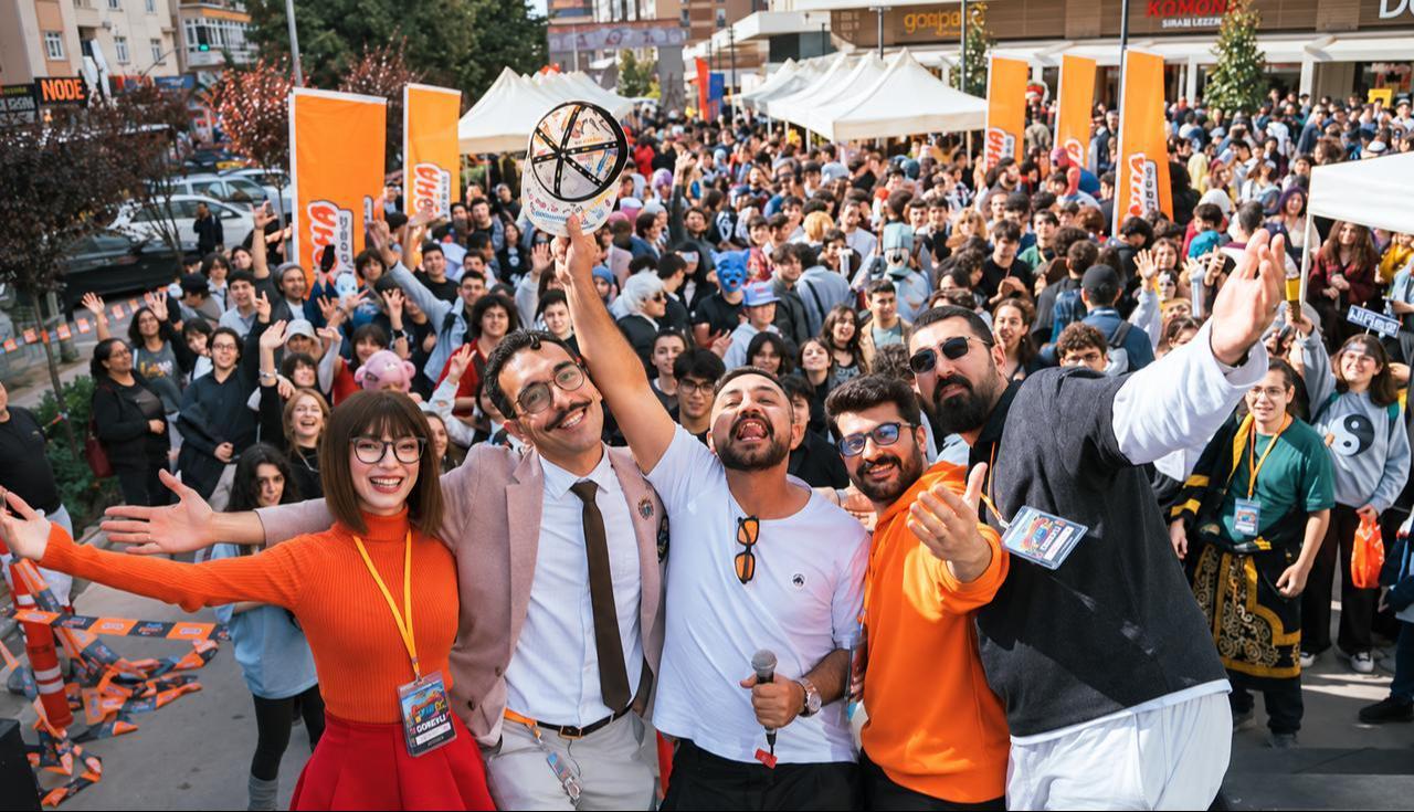Organizers and attendees pose for a photo during Konoha Fest in Istanbul, Türkiye. (Photo via Social media/@konoharestaurant)