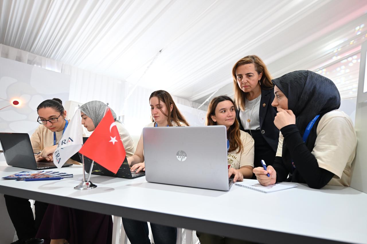 Members of the Cortera Team work on their brain cancer treatment project during TEKNOFEST 2026 in Sanlıurfa, Türkiye, Oct. 4, 2026. (AA Photo)