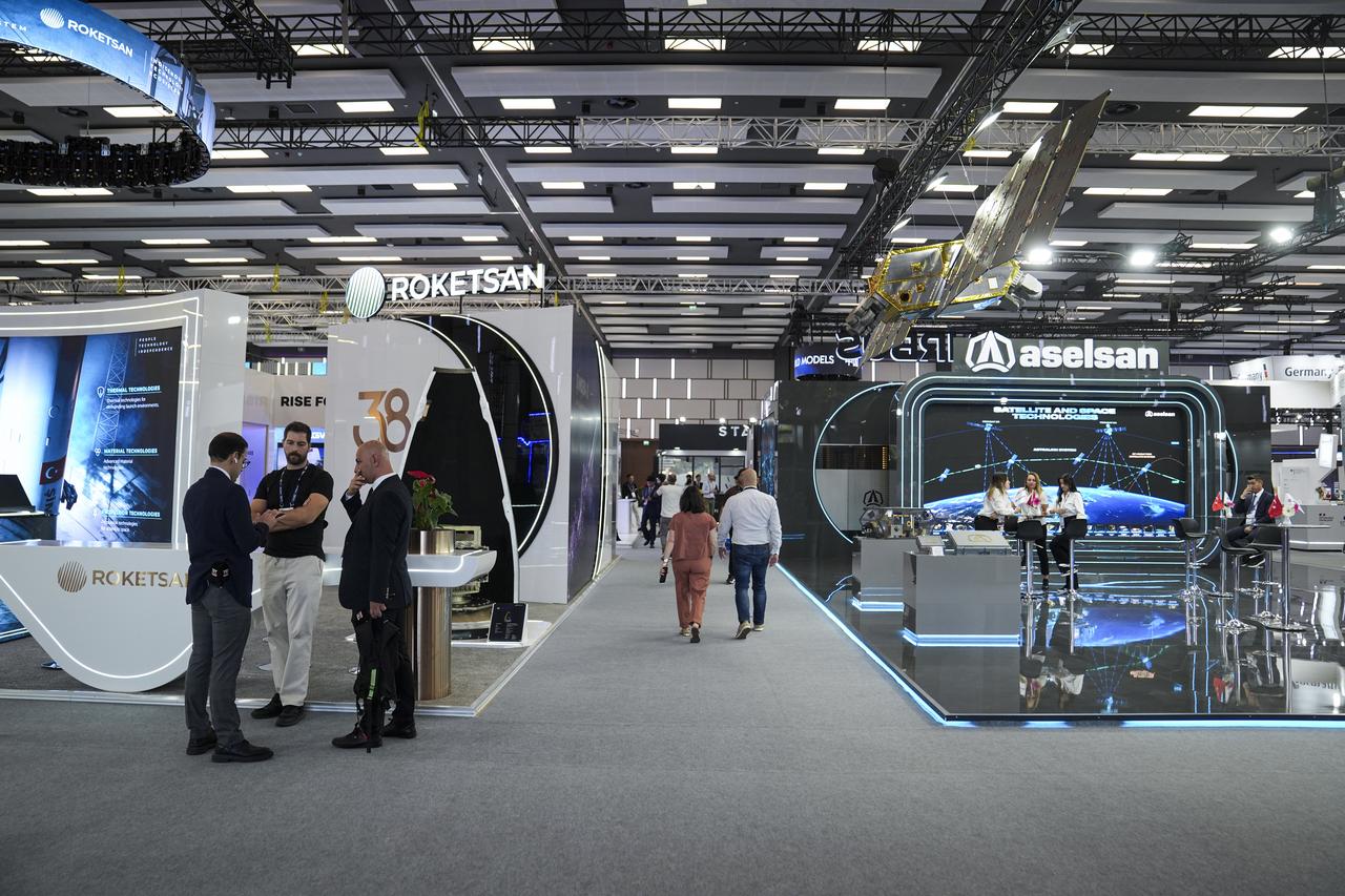 Attendees gather as the 77th International Astronautical Congress (IAC) kicks off with opening-day events at the NEST Convention Center in Antalya, Türkiye, Oct. 5, 2026. (AA Photo)