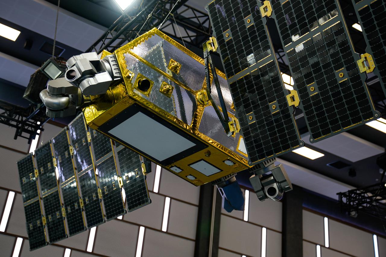 Aselsan unveils Gokbagi LEO satellite constellation, first launches within years