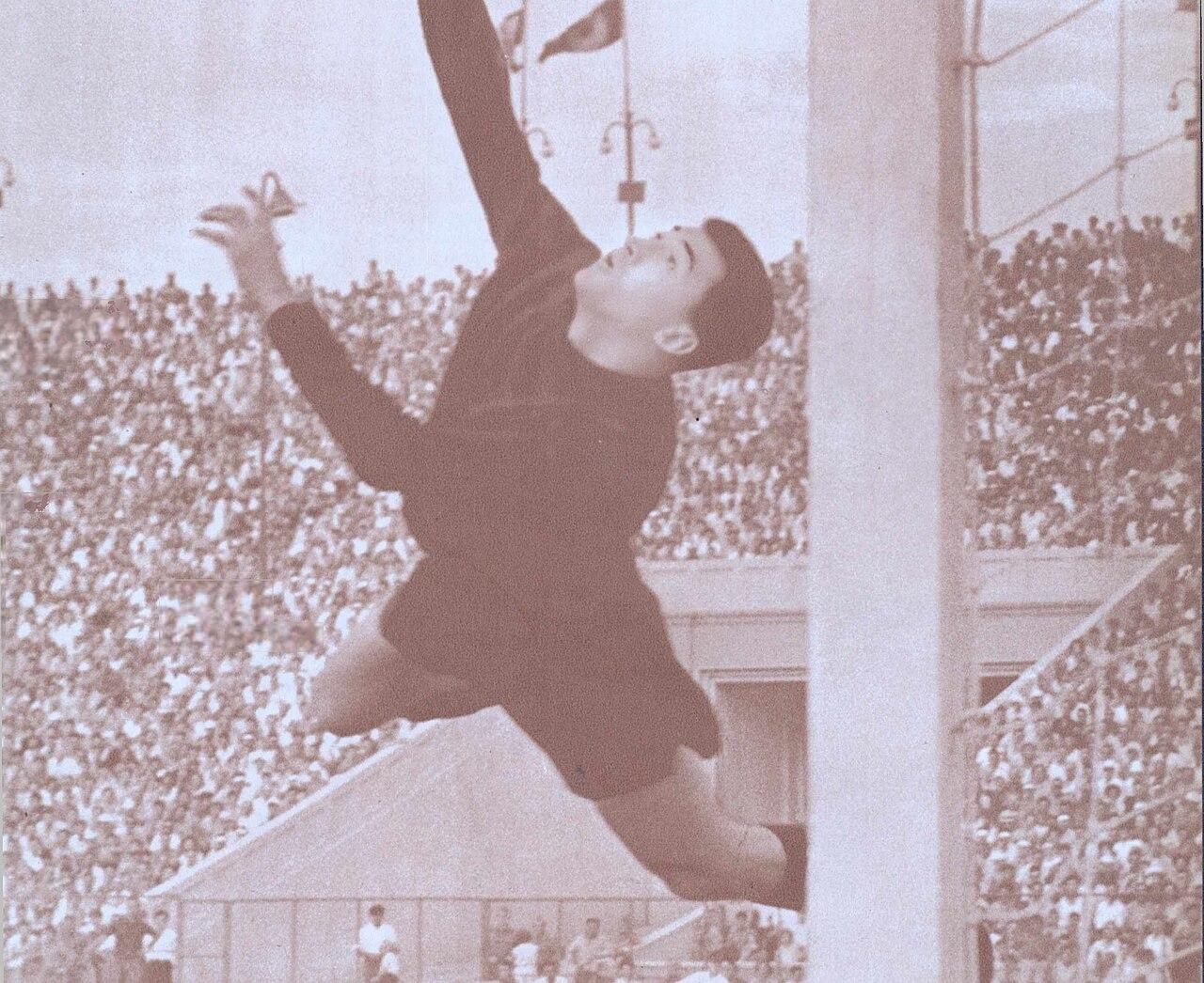Datcu in action during the 1963–64 European Cup match against Motor Jena in Bucharest, Romania. (Photo via Wikimedia)