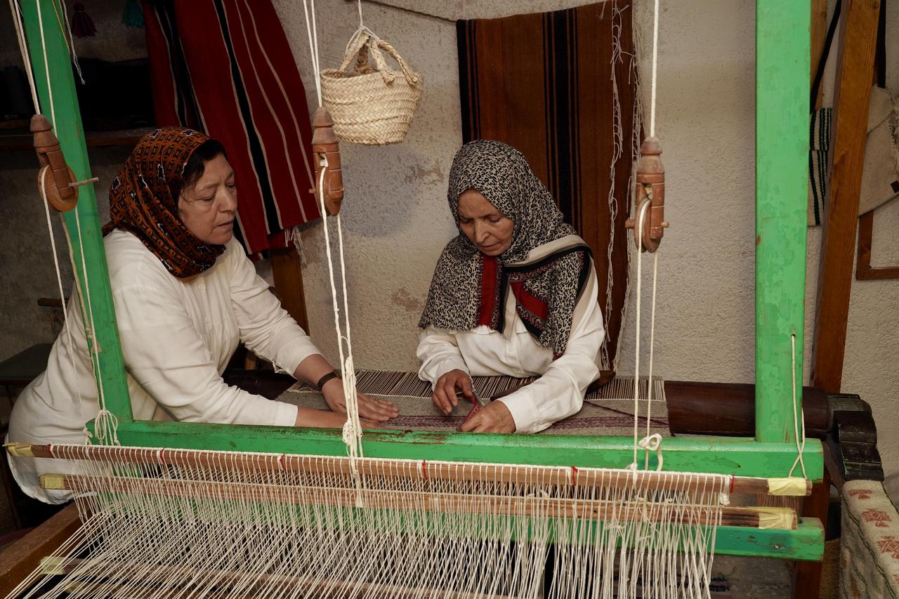 Two women in Tripoli revive Libya's fading hand-weaving craft, once a male trade