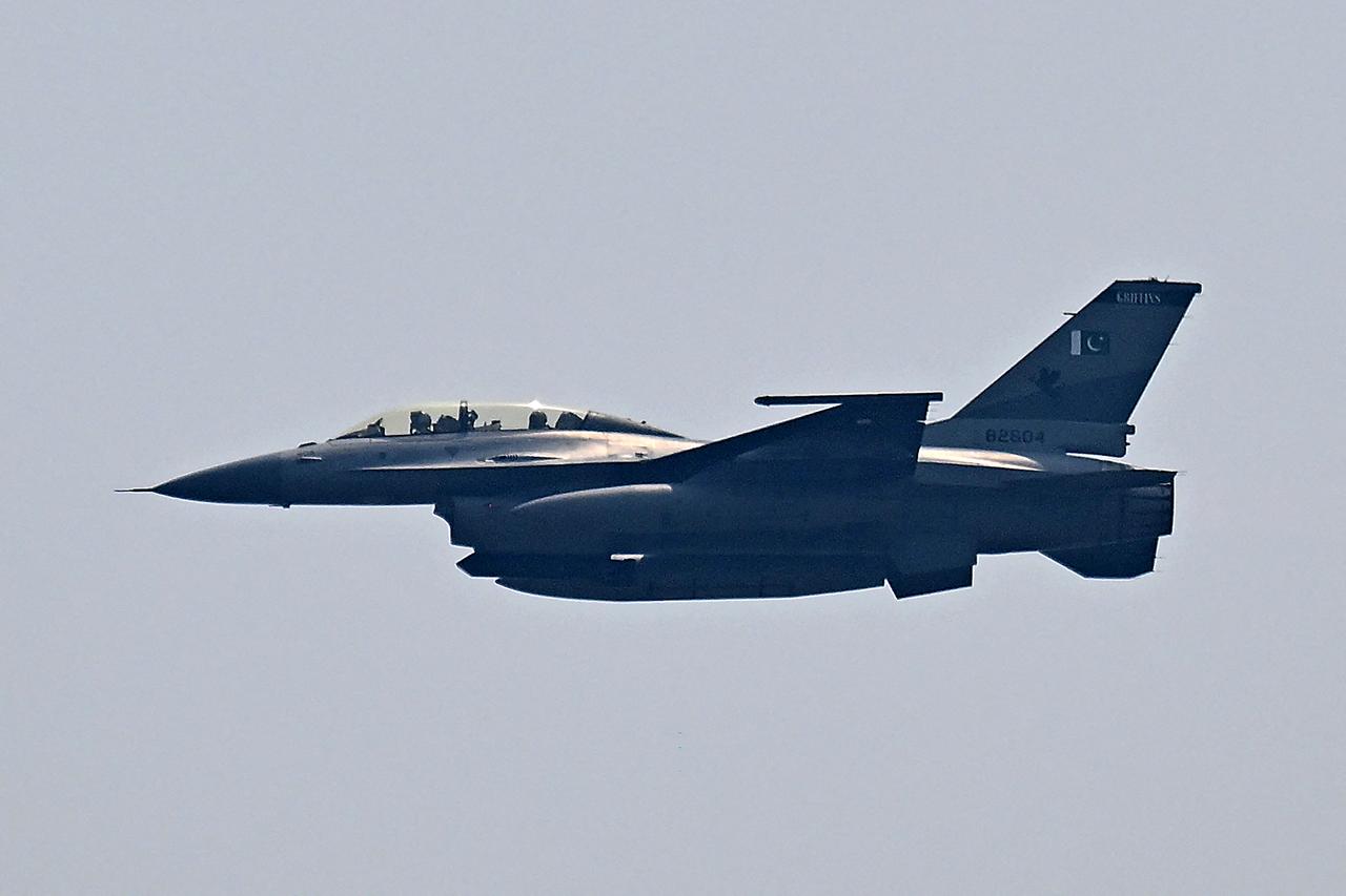 A Pakistan Air Force fighter performs during a rehearsal in Islamabad on May 8, 2026 marking one year since the India–Pakistan clashes that followed an attack in Indian-administered Kashmir. (AFP Photo)